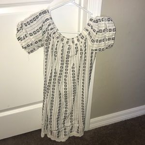 Scrunched shoulder sun dress